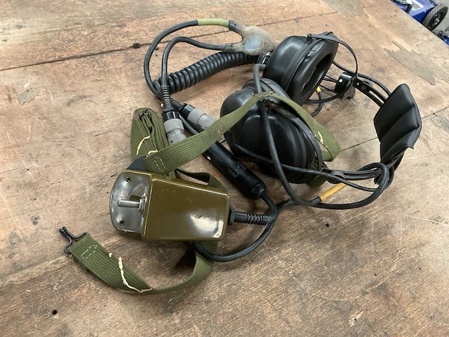 Headset - afbeelding 2 van  3