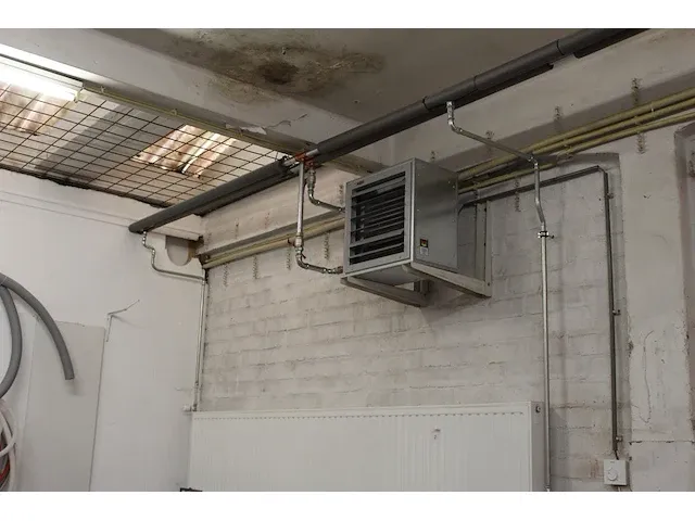 Heater/warmtekachel wolf lh 25-3 cu/al met thermostaat en wandbeugels - afbeelding 3 van  3
