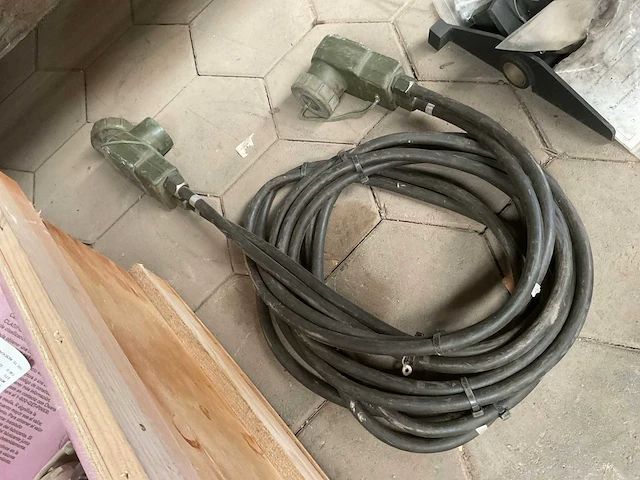 Heavy duty cable - afbeelding 2 van  2