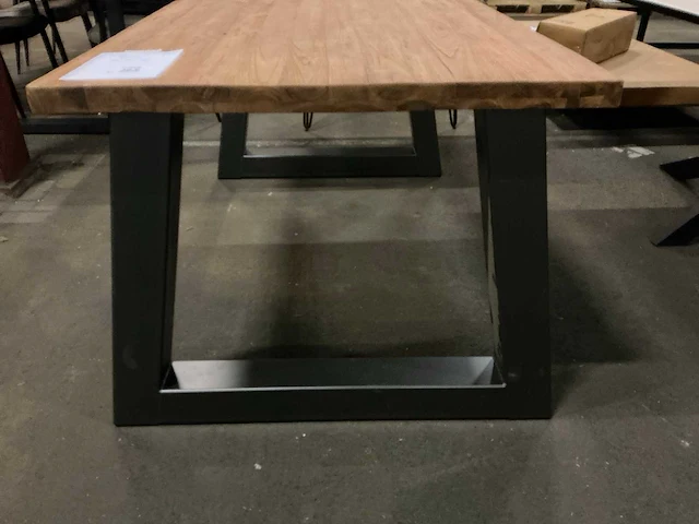 Heavy eetkamertafel - afbeelding 4 van  4