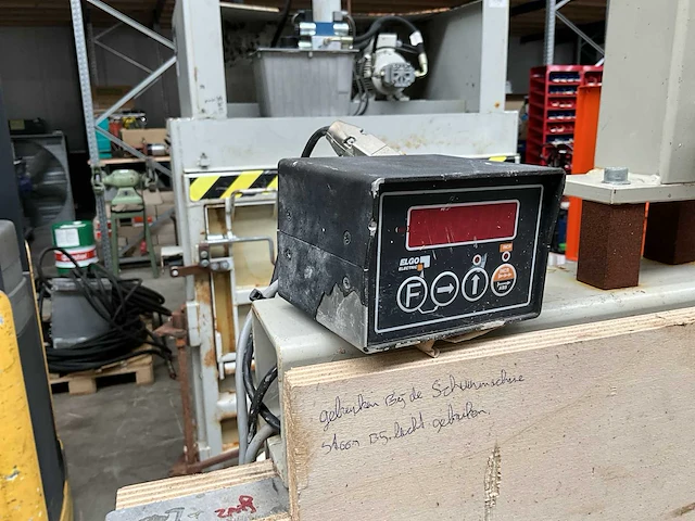 Hebö halfautomatische opkomende afkortzaag - afbeelding 3 van  16
