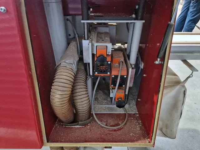 Hebrock - ebm - kdp 112 slk - kantaanlijmmachine - afbeelding 7 van  16