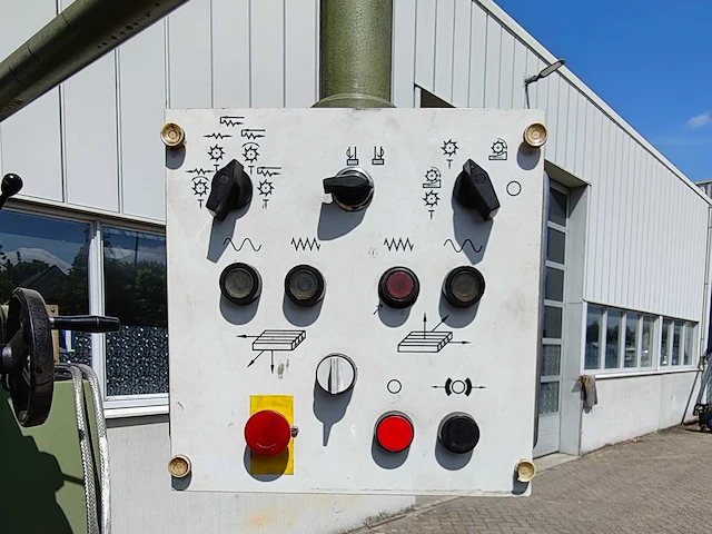 Heckert - veb 532/74 - konsole freesmachine met draaibare kop - afbeelding 14 van  30