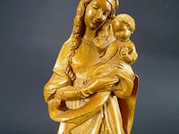Heel gedetailleerd in hout gesneden madonna met kind - afbeelding 3 van  5