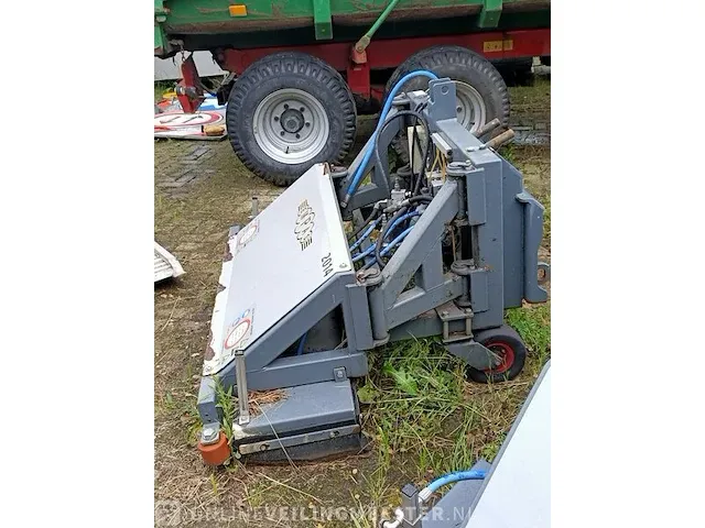 Heet water onkruid bestrijding aanbouw empas - afbeelding 2 van  5