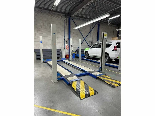 Hefbrug - afbeelding 1 van  3