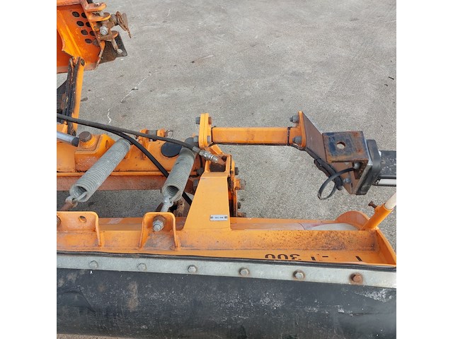 Hefgedragen sneeuwschuif, hydrac, lb ii 300 - afbeelding 4 van  30