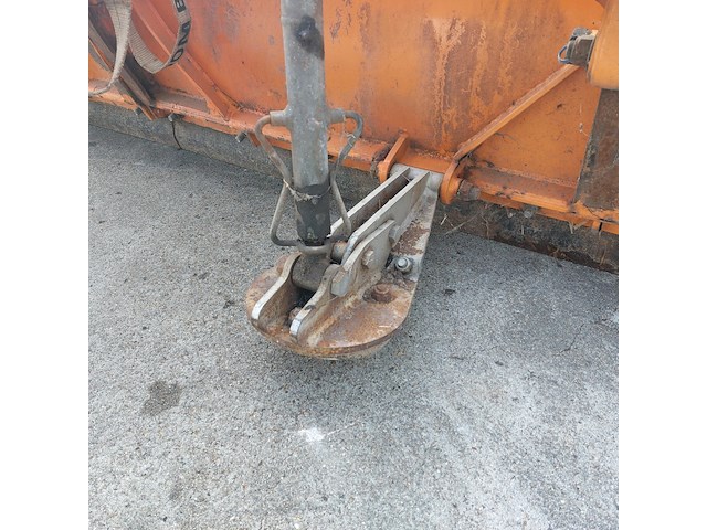 Hefgedragen sneeuwschuif, hydrac, lb ii 300 - afbeelding 10 van  30