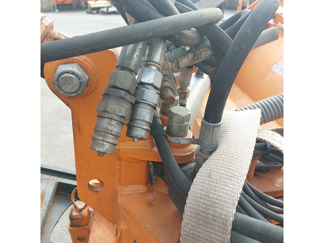 Hefgedragen sneeuwschuif, hydrac, lb ii 300 - afbeelding 15 van  30
