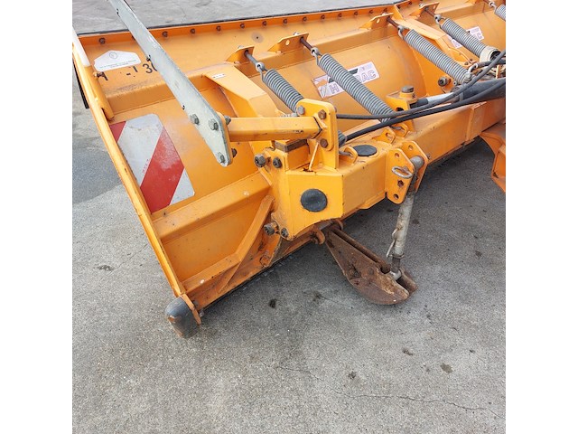 Hefgedragen sneeuwschuif, hydrac, lb ii 300 - afbeelding 24 van  30
