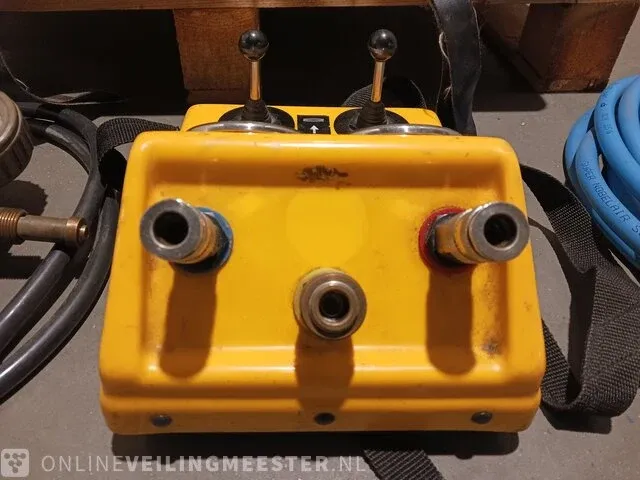 Hefkussenset holmatro - afbeelding 10 van  12