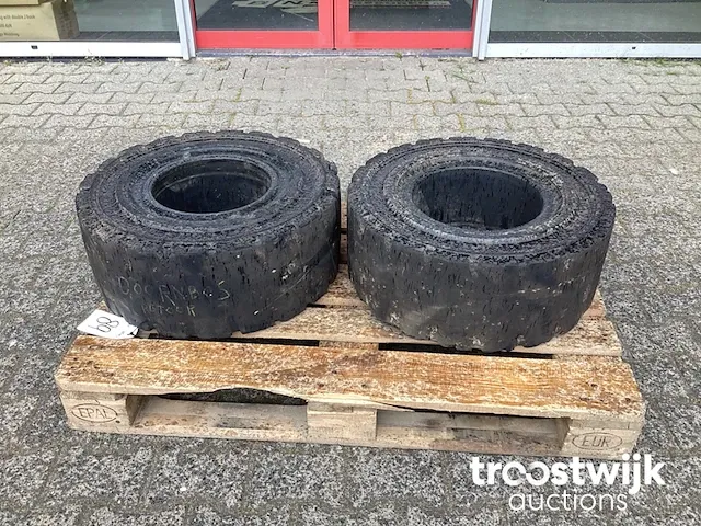 Heftruck band - afbeelding 1 van  5