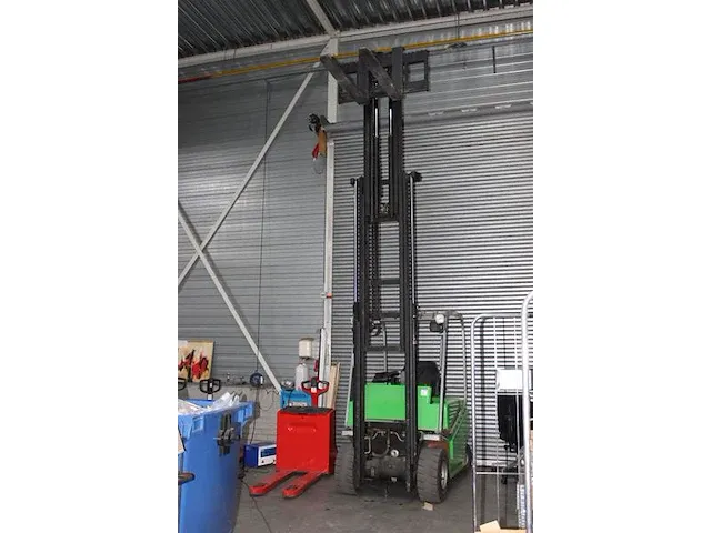 Heftruck cesab type c4e 300v. maximale draaglast 3000 kg. - afbeelding 3 van  9