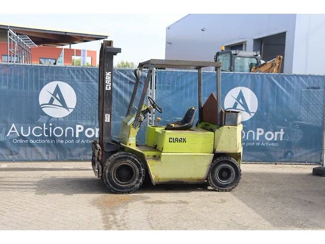 Heftruck clark dpm 25 b diesel 2500kg - afbeelding 1 van  1