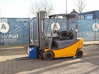 Heftruck jungheinrich efg 320 464dz elektrisch 2000kg