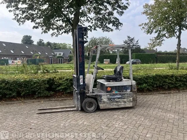 Heftruck komatsu, fb18m-2, grijs, bouwjaar 1990 - afbeelding 1 van  13