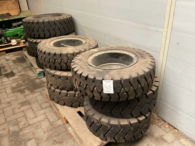 Heftruck / landbouwband divers (10x) - afbeelding 2 van  9