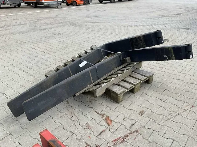 Heftruck lepel (2x) - afbeelding 1 van  6