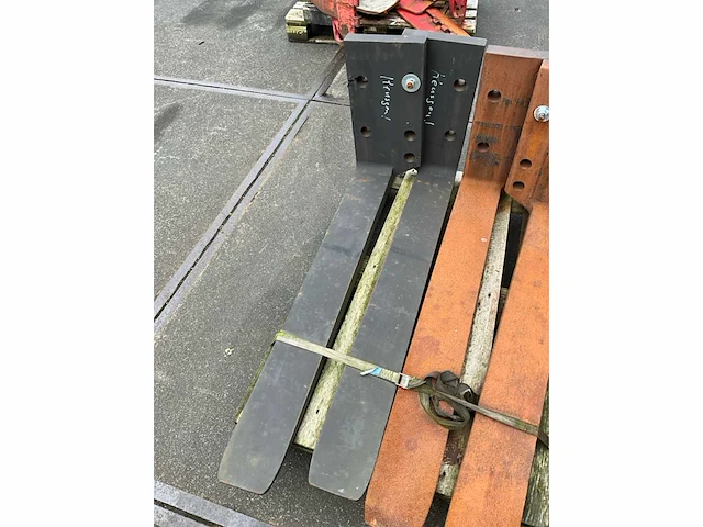 Heftruck lepel (2x) - afbeelding 2 van  3