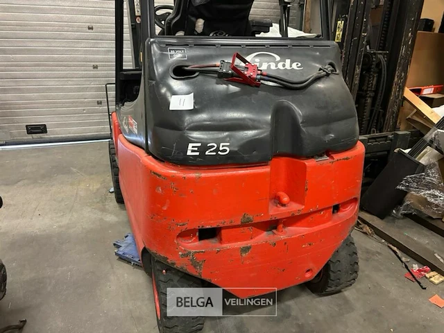 Heftruck linde bouwjaar 2005 model: e25p-600-02 accu leef inclusief oplader - afbeelding 2 van  7
