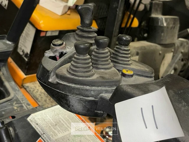 Heftruck linde bouwjaar 2005 model: e25p-600-02 accu leef inclusief oplader - afbeelding 5 van  7