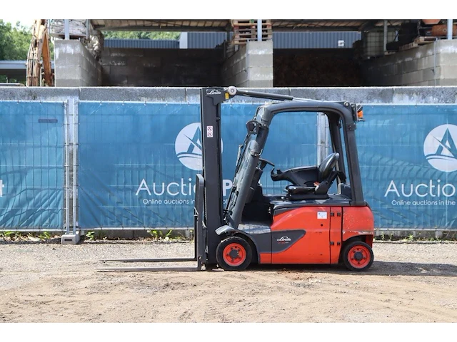Heftruck linde e16-p02 elektrisch 1600kg 5.0m 2017 - afbeelding 1 van  1
