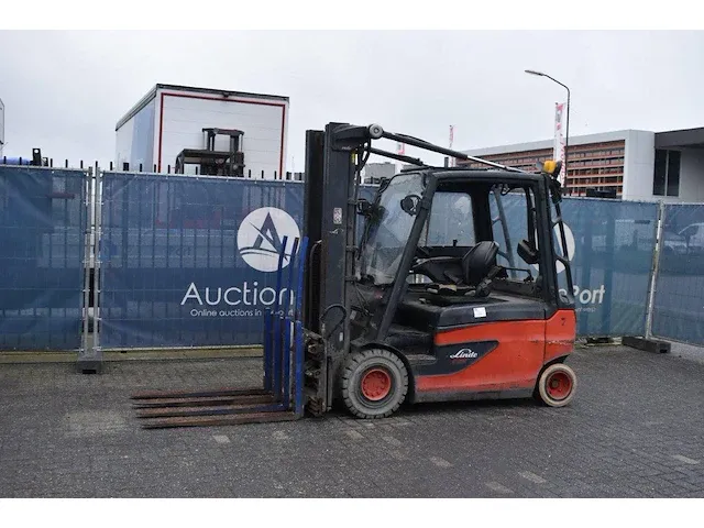 Heftruck linde e25 elektrisch 2500kg - afbeelding 1 van  1
