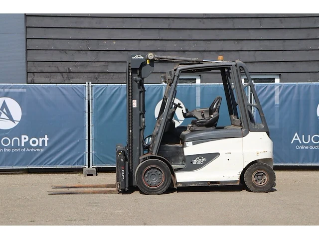 Heftruck linde e45h-01/600 elektrisch 4500kg 3.0m 2012 - afbeelding 1 van  1