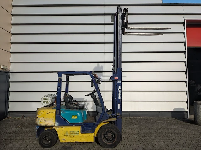 Heftruck lpg, komatsu, fg25ht-12, geel/blauw, 1998 - afbeelding 18 van  23