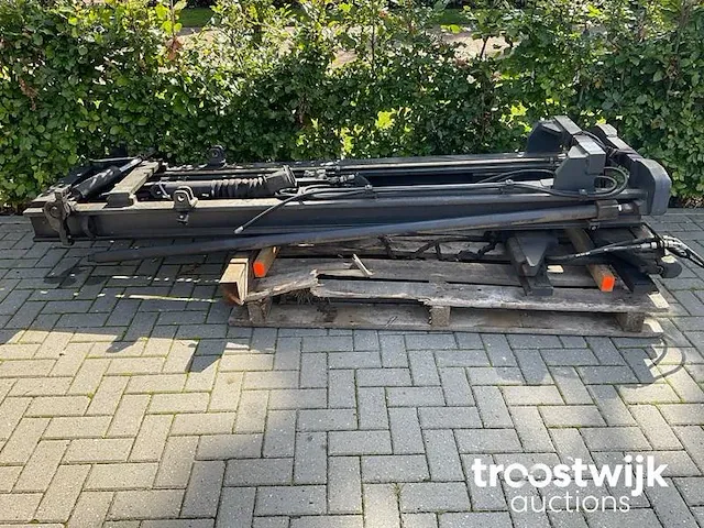 Heftruck mast. 3 delige - afbeelding 1 van  3