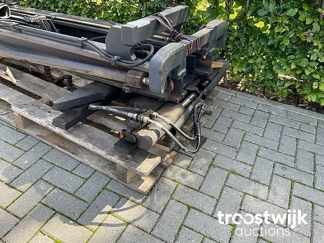 Heftruck mast. 3 delige - afbeelding 2 van  3