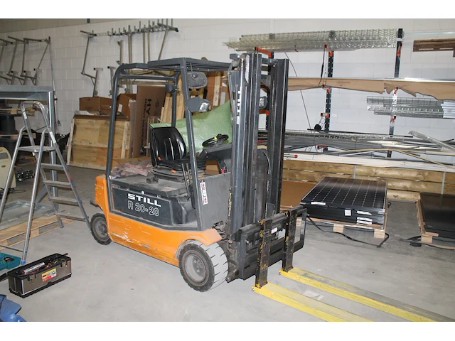 Heftruck still r-20-20. bouwjaar 2000. accupakket vernieuwd in 2021. maximale hefhoogte 419 cm. maximaal he... - afbeelding 1 van  9