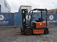 Heftruck tailift fb25 elektrisch 2500kg - afbeelding 1 van  1