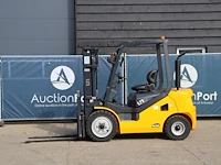 Heftruck un fd30t-nj51 diesel 3000kg 4.5m 2020 nieuw