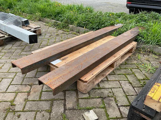 Heftruck verlenglepel set - afbeelding 1 van  2