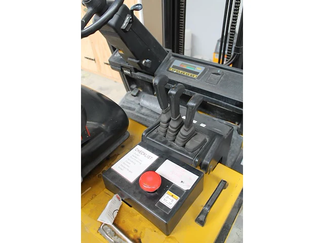 Heftruck yale erp25alf met laadstation jungheinrich. side-shift. tweedelige mast. bouwjaar 2005. hefhoogte ... - afbeelding 5 van  8