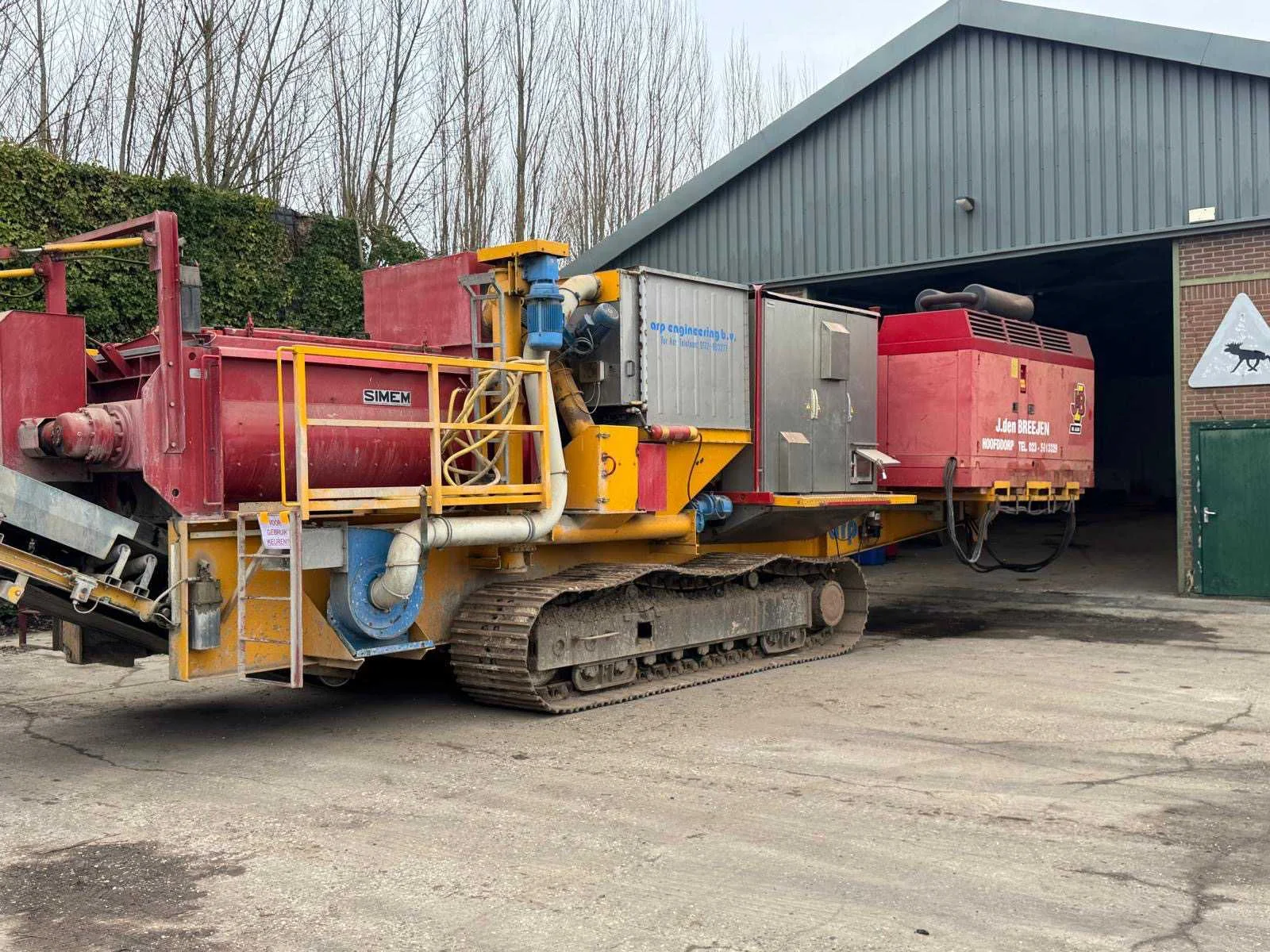 Heftrucks, grondmenger, schoonmaakmachines, hoogwerkers en gereedschappen