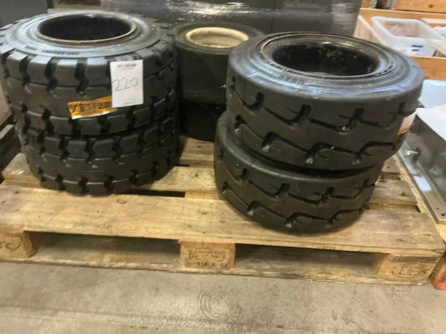 Heftruckwiel (8x) - afbeelding 4 van  11