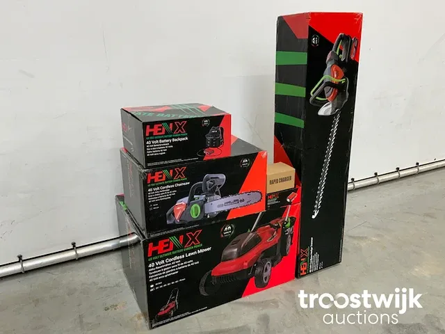Heggenschaar, kettingzaag en grasmaaier op accu - afbeelding 3 van  9