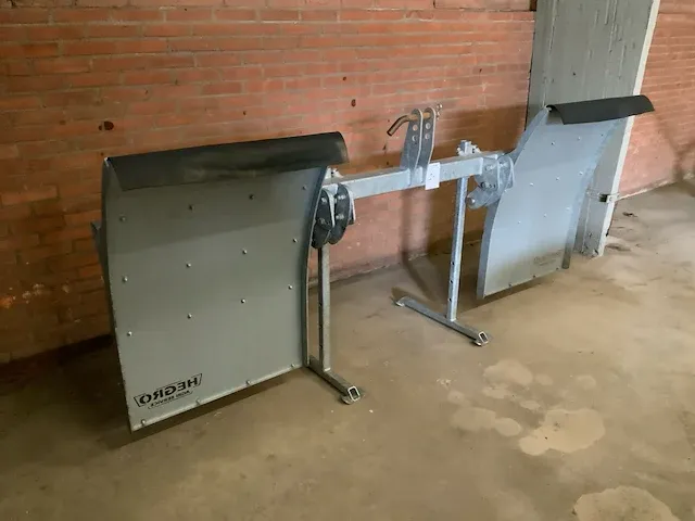 Hegro tractor spatbordframe - afbeelding 2 van  6