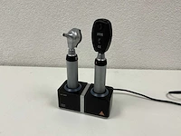 Heine beta200 oftalmoscoop en otoscoop set (incl. oplaadstation) - afbeelding 1 van  3