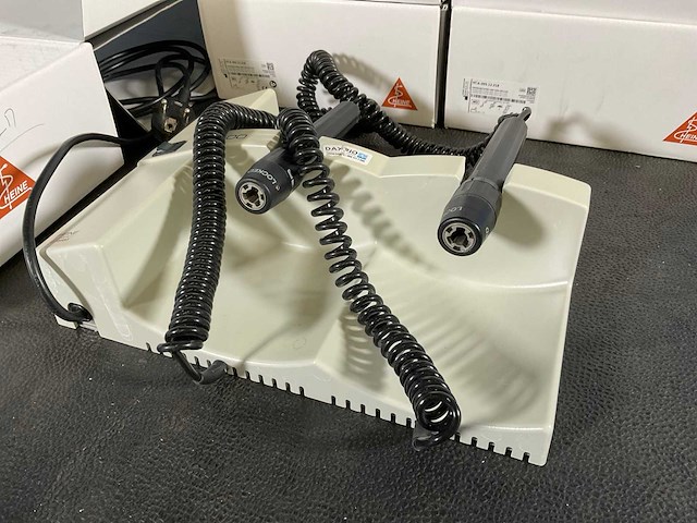 Heine en100 wandunit otoscoop (7x) - afbeelding 3 van  6