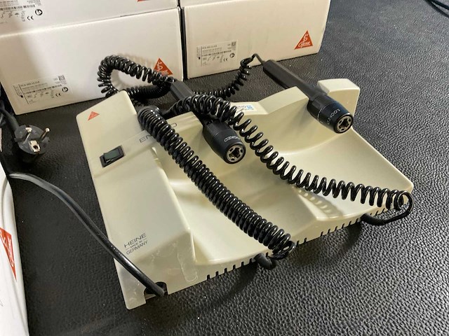 Heine en100 wandunit otoscoop (7x) - afbeelding 4 van  6