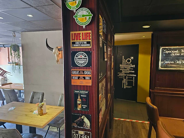 Heineken / john jameson / kenteken - decoratie reclamebord (8x) - afbeelding 1 van  2