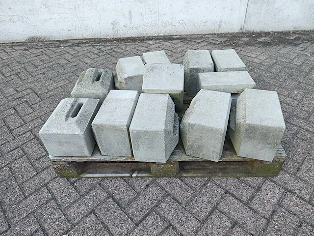 Hekwerksluit stenen - afbeelding 2 van  6