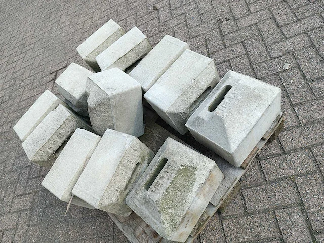 Hekwerksluit stenen - afbeelding 6 van  6
