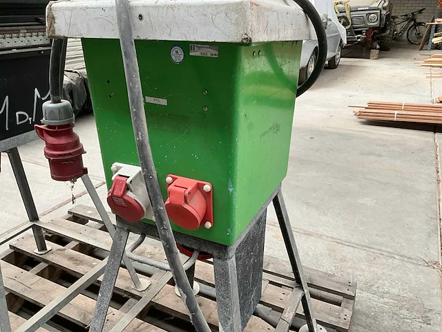Helaf p10/32 amp bouwstroomverdeelkast - afbeelding 2 van  5