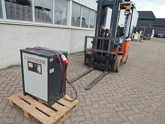 Heli - 2009 - cpd15c2g - vorkheftruck - afbeelding 8 van  37