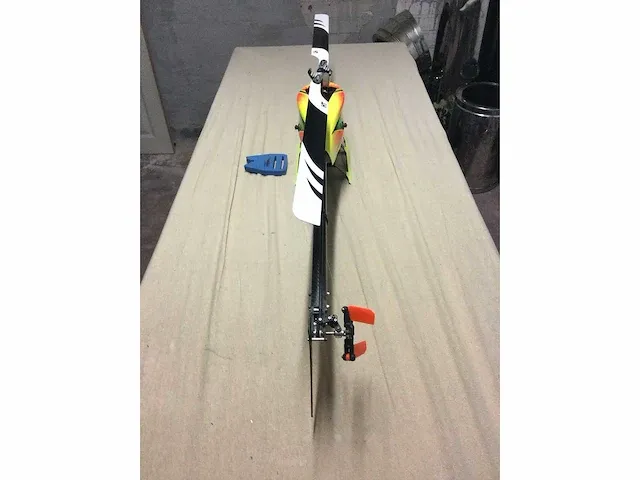 Helicopter modelbouw - afbeelding 3 van  12