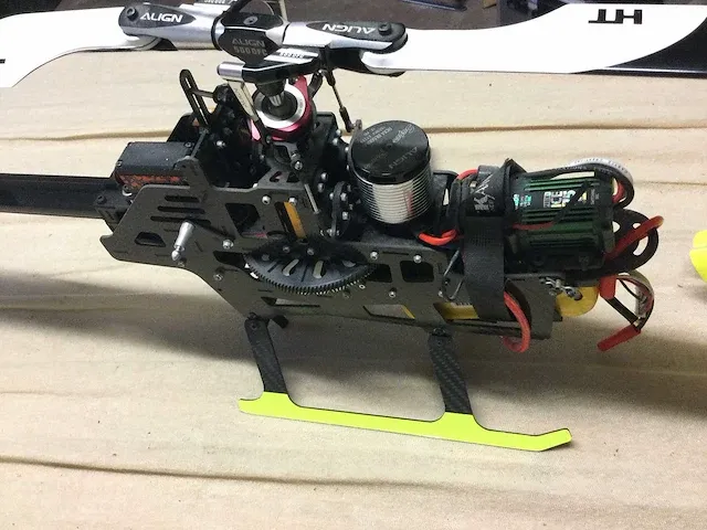 Helicopter modelbouw - afbeelding 6 van  12